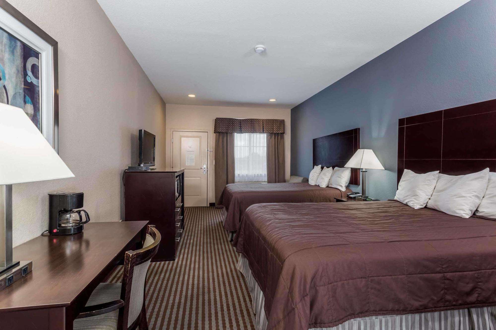 Atria Inn & Suites Three Rivers ภายนอก รูปภาพ